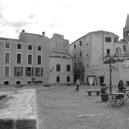 Cozy Apartment Mati Alghero Historic Center Luaran gambar